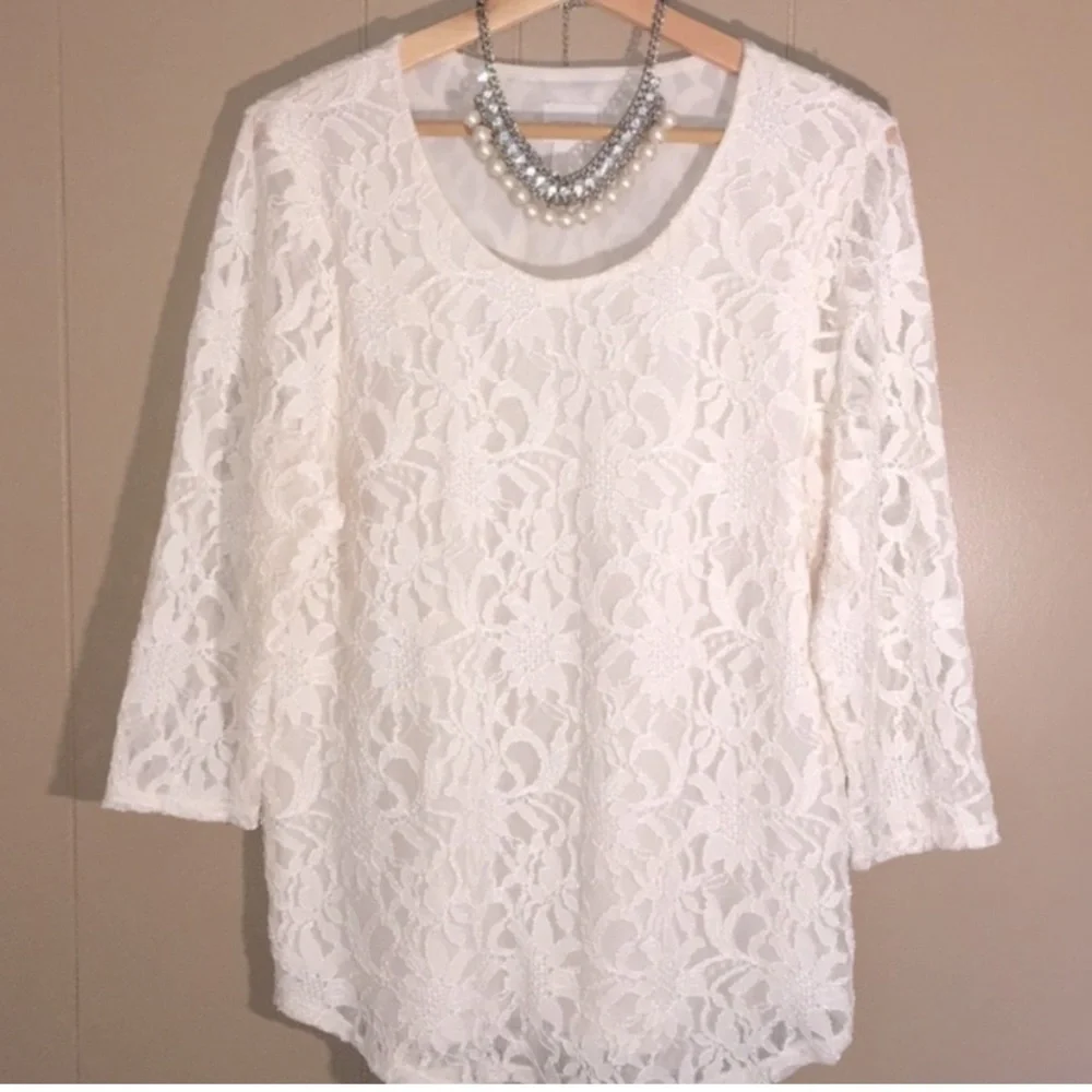 Ivory lace Chico’s top sz.1
